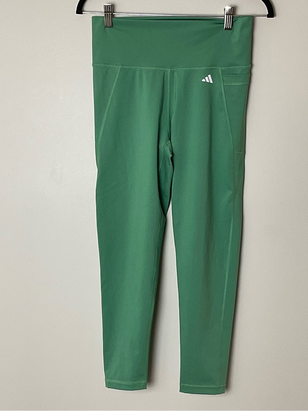 adidas Womens Tight Fit High-Rise Capri  Aeroready Leggings Gym Yoga Training L